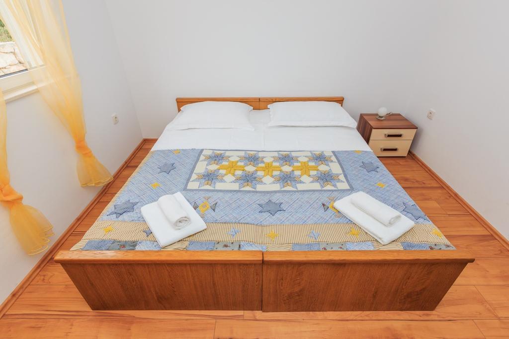 Apartments Rogulj Rogoznica  Pokoj fotografie